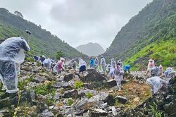 Những 'con đường đoàn kết' ở Khau Vai