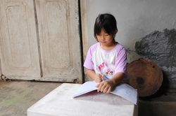 'Bà ơi, bao giờ bố con về?', câu hỏi xé lòng của bé lớp 3 khi bố tai nạn giao thông