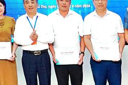 Trường Đại học Hùng Vương tập huấn nâng cao năng lực số cho cán bộ cấp xã