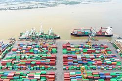 Viconship báo lãi tăng 64%, rót gần 2.500 tỷ đồng vào HAH