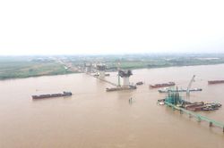 Đảm bảo tiến độ thi công cầu Thượng Cát