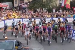 Huyền thoại Tour de France truyền cảm hứng cho giới trẻ