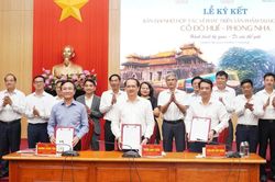 Một tuyến tàu thành sản phẩm du lịch đặc trưng miền Trung