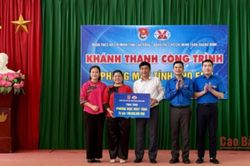 Khánh thành công trình 'Phòng máy tính cho em' tại xã Nam Tuấn