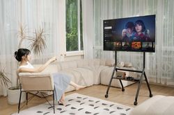 Không còn treo tường, đây là 3 xu hướng bài trí tivi phòng khách được nhiều gia đình hiện đại lựa chọn