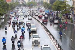 Dự báo thời tiết Hà Nội ngày mai 2/8: Có mưa rào và dông, nhiệt độ cao nhất 33°C