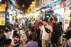 Hà Nội: 7 tháng, thương mại - dịch vụ tăng 14,7%