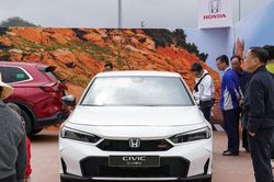 Bảo hành siêu dài: Cuộc đua mới của các hãng ô tô