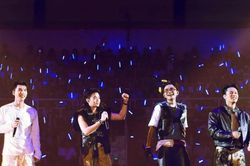 Concert Mắt Nhắm Mắt Mở: GERDNANG hội ngộ, HIEUTHUHAI tinh tế 'chia sẻ hào quang'