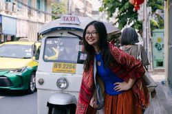 Thái Lan muốn hạn chế xe tuk-tuk chạy xăng ở Bangkok