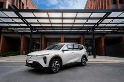 Xe điện đang áp đảo thị trường MPV Việt