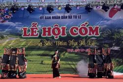Về Tú Lệ thưởng thức hương cốm mùa thu vàng cùng đồng bào Thái