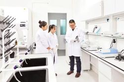 Triển khai cơ chế, chính sách về phát triển, sử dụng nguồn nhân lực
