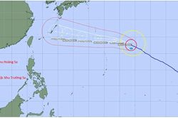 Siêu bão DOLPHIN giảm cấp, di chuyển về phía Okinawa (Nhật Bản)