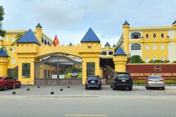 Hơn 50 giáo viên một trường mầm non tư thục ở Hà Tĩnh đình công