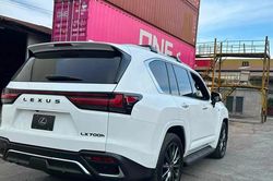 Lexus LX hybrid xuất hiện tại Việt Nam