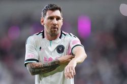 Messi tái xuất kém may mắn trong màu áo Inter Miami