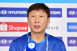 HLV Kim Sang-sik: 'Tuyển Việt Nam quyết lấy 3 điểm trước Indonesia'