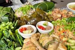 Cô gái xinh đẹp, lương 50 triệu có thói quen ăn uống khiến mẹ bạn trai trăn trở