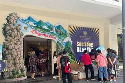 Lợn sữa quay Lạng Sơn hút khách giữa phố hiệu Tràng Tiền
