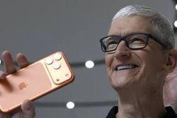 Apple dự kiến mất gần 500 tỷ USD giá trị sau dự báo yếu kém