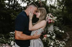 Người thân của Taylor Swift tiết lộ điều gây ngạc nhiên về đám cưới