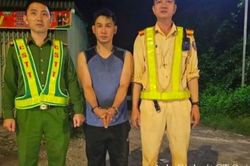 Quảng Trị: Bắt giữ đối tượng vận chuyển hơn 1 tạ pháo hoa nổ nhập lậu