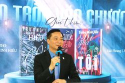 Giọng thơ reo vui trên thành phố cảng