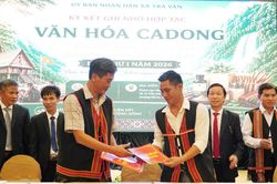 Trà Vân lắng nghe hiến kế phát triển du lịch, bảo tồn văn hóa Ca Dong