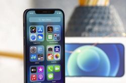 iPhone 12 cũ giá từ 5 triệu đồng: Màn hình OLED và kết nối 5G có còn đáng mua?