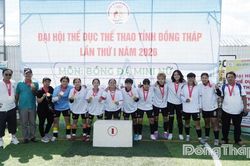Đại hội Thể dục thể thao tỉnh Đồng Tháp: Cụm 21 (xã Tràm Chim) giành giải Nhất môn bóng đá nữ