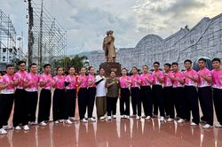 Dấu ấn của tình nguyện viên tại Liên hoan Quốc tế võ cổ truyền Việt Nam lần thứ IX