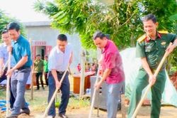 Khởi công xây dựng Nhà Đại đoàn kết cho hộ nghèo xã Chư A Thai