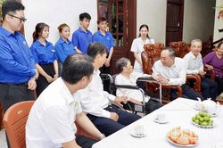 Khơi dậy sức trẻ Trường Đại học Hùng Vương