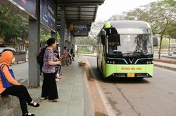 Xây dựng nhận diện xe buýt miễn vé trong Vành đai 1