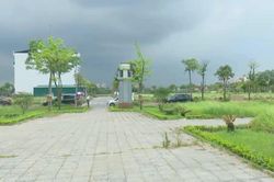 Khu đất tái định cư cho dự án cầu Trần Hưng Đạo, Tứ Liên đồng loạt xây dựng