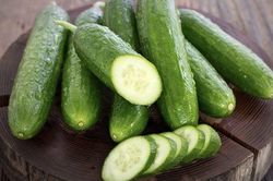 Dưa chuột để trong tủ lạnh vẫn héo? Thêm ngay bước này để dưa tươi lâu, giòn ngon