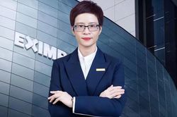 Bà Phạm Thị Huyền Trang giữ cương vị Tổng Giám đốc Eximbank