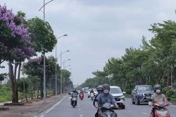 Hà Nội ngày nắng gián đoạn, chiều tối mưa dông