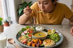 5 lưu ý quan trọng người mới bắt đầu ăn chay cần biết