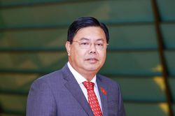 Quốc hội ph&ecirc; chuẩn bổ nhiệm &ocirc;ng Nguyễn Tiến Hải l&agrave;m Bộ trưởng Bộ Nội vụ