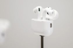 Nhiều người vứt AirPods quá sớm vì không biết điều này