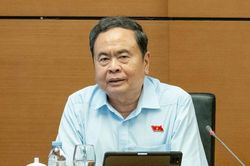 Chủ tịch Quốc hội: Tiếp tục rà soát để cắt giảm thực chất điều kiện kinh doanh