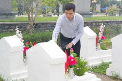 Thanh Hóa lấy mẫu hài cốt ở Nghĩa trang Liệt sĩ Hàm Rồng để xác định danh tính liệt sĩ