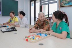Hưởng gi&agrave; h&atilde;y lo từ l&uacute;c trẻ
