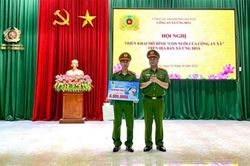 Nối dài tình đồng đội từ mô hình Con nuôi Công an xã