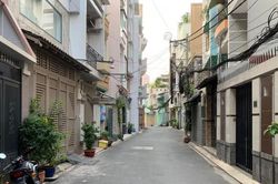 Xanh một góc, chật cả hẻm