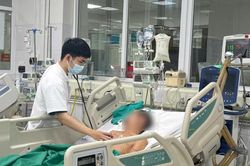 Viêm màng não do E. coli ở cụ ông 72 tuổi được phát hiện giun lươn