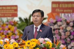 Quốc hội ph&ecirc; chuẩn bổ nhiệm &ocirc;ng Nguyễn Tiến Hải giữ chức Bộ trưởng Bộ Nội vụ