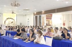 Tuy&ecirc;n Quang bồi dưỡng năng lực cho gi&aacute;o vi&ecirc;n mầm non ngo&agrave;i c&ocirc;ng lập